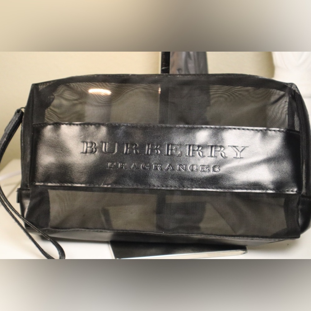 BURBERRY Leather Black Mesh Toiletry Bag with Zip Top and Wrist Strap